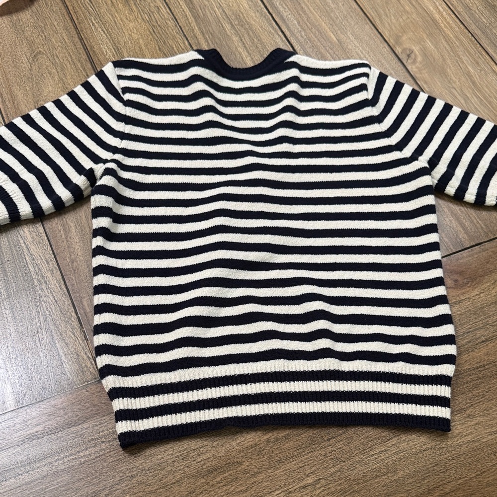 Frame Navy and White V-Neck Sweater with Gold Buttons - Picture 6 of 8